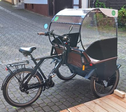 Ansicht Rikscha von rechts